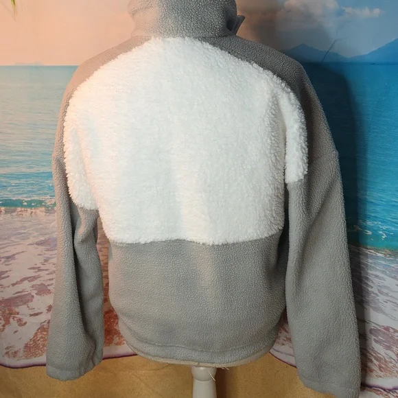 Columbia Lodge Sherpa In Dove Sea Salt Color Medium - Picture 8 of 8